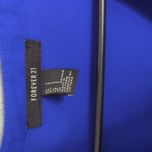 Forever 21 Blue Short Sleeve Blouse - Picture 2 of 5